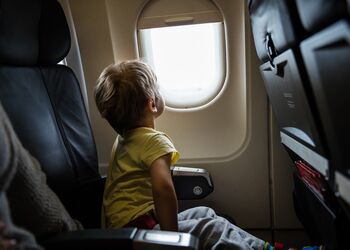 Kind Flugzeug Anschnallen verweigert Rauswurf