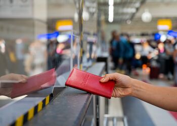EES-Grenzkontrolle an einem Flughafen im Schengenraum
