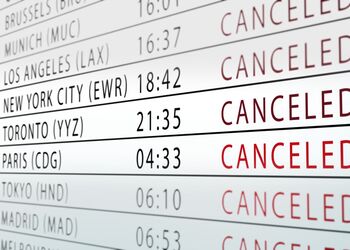 Air­line muss 15.000 Euro für Ersatz­flüge erstatten