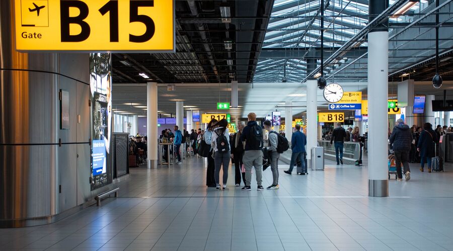 Flugbegleiter legen Arbeit nieder Streiks bei Lufthansa auch am Mittwoch und Donnerstag