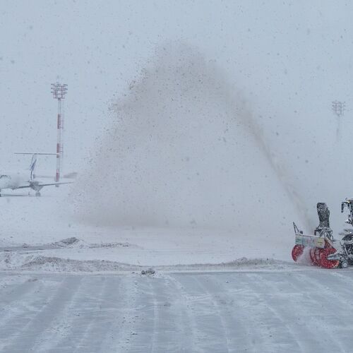 Flugbetrieb am BER, Wetterdienst warnt vor anhaltendem Eisregen